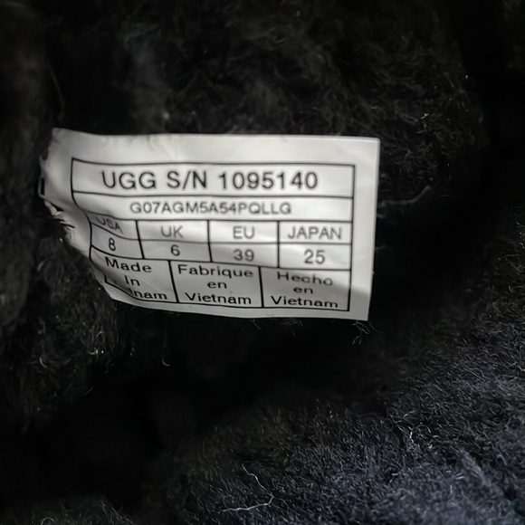 New Ugg Ingalls Boots Size 8 - Picture 5 of 8